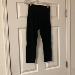 Lululemon high waist crop leggings size 4 great condition